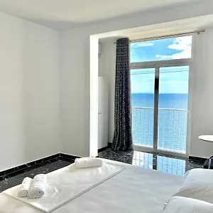 Redi's Seaview , Saranda Albania